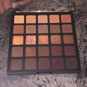 Morphe 25B palette